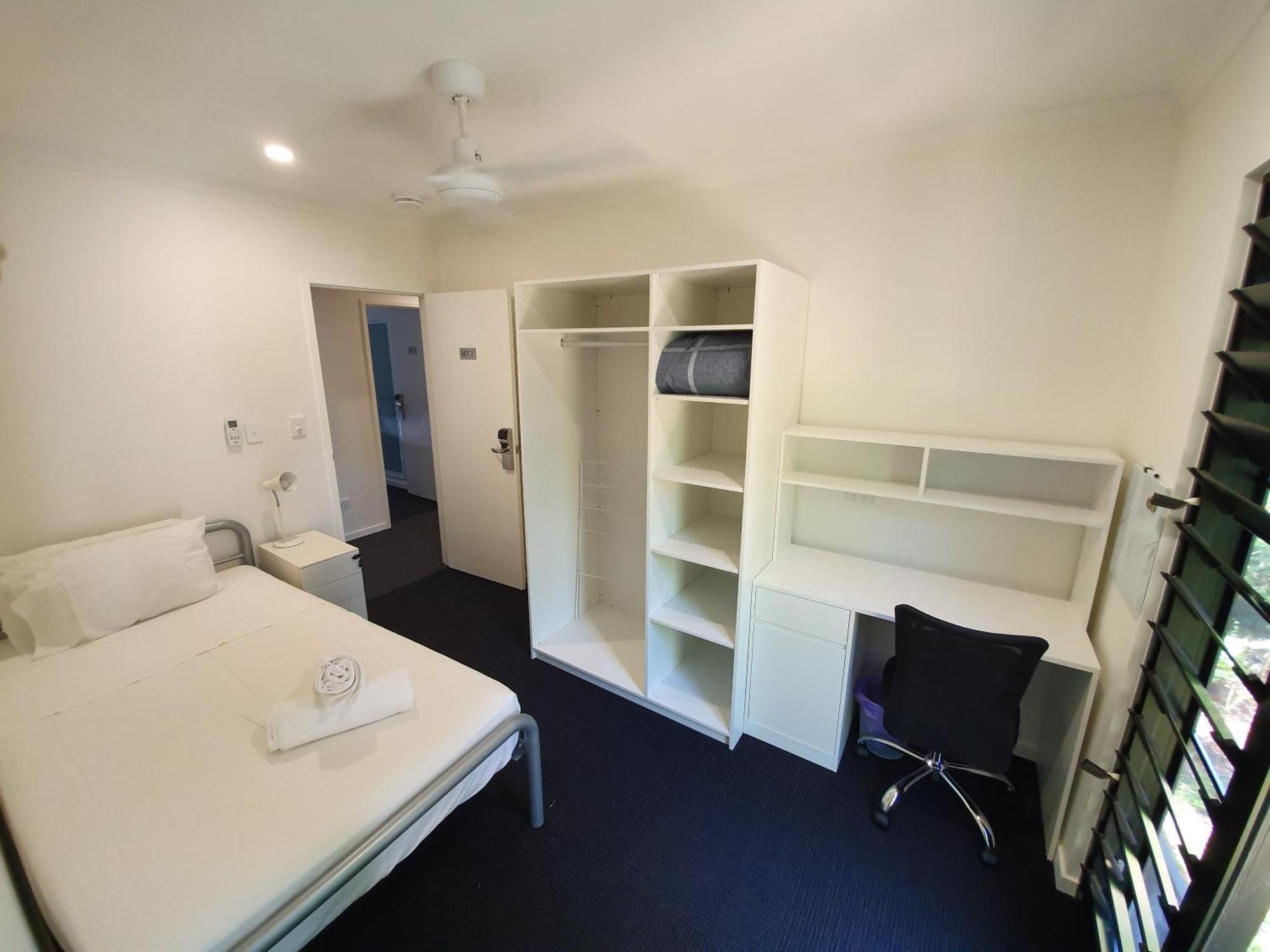 Hostel Mihaven Shared Living - Pembroke St Cairns Exterior foto