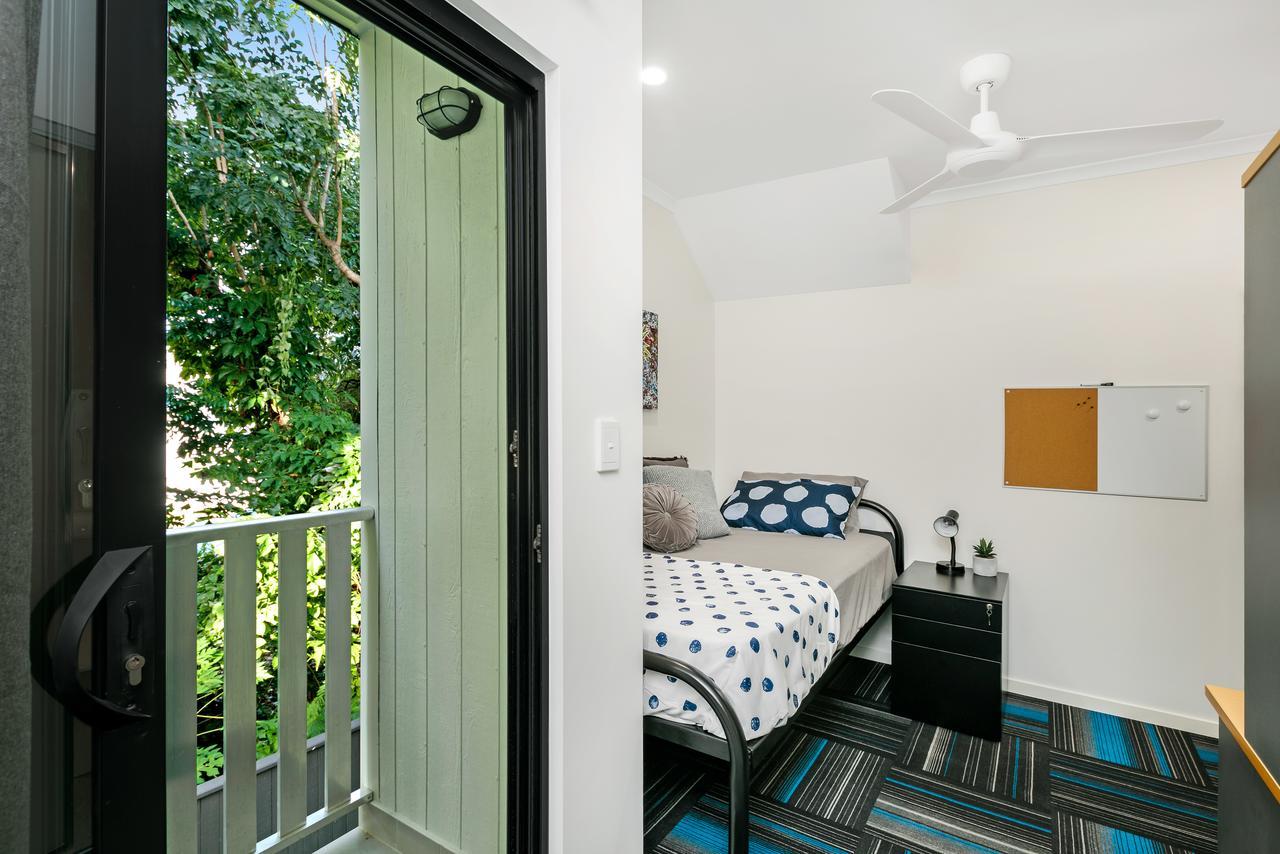 Hostel Mihaven Shared Living - Pembroke St Cairns Exterior foto